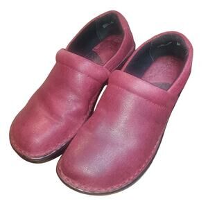 BOC Born Concepts Peggy Women’s Subtle Red Glitter Leather Clogs 8M Comfort